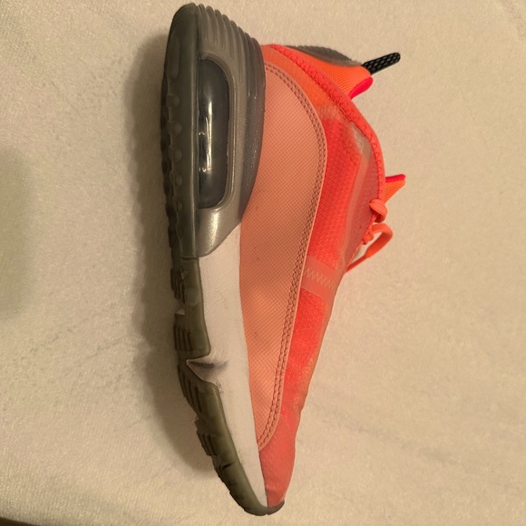 Women’s Nike Air Max sneakers - Picture 9 of 10